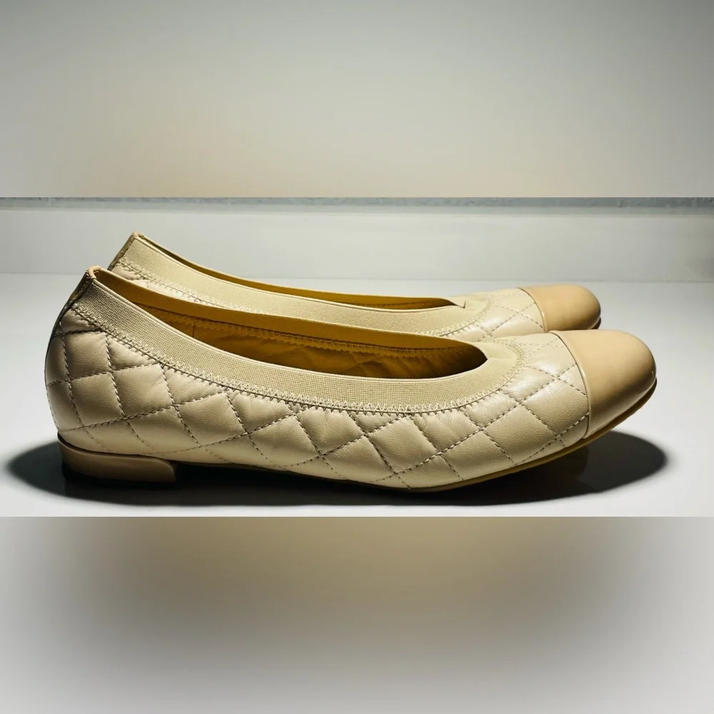 STUART WEITZMAN AUTH $299 Women's Beige Napa Leather Quiltable Flat Shoes Sz 7.5 - Picture 7 of 14